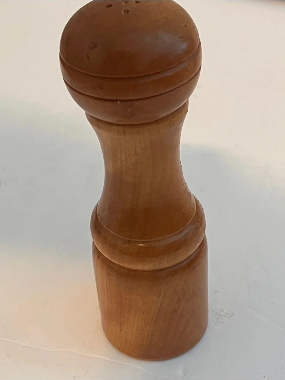 Vintage Wooden Salt and Pepper Shaker Set - Warm Brown